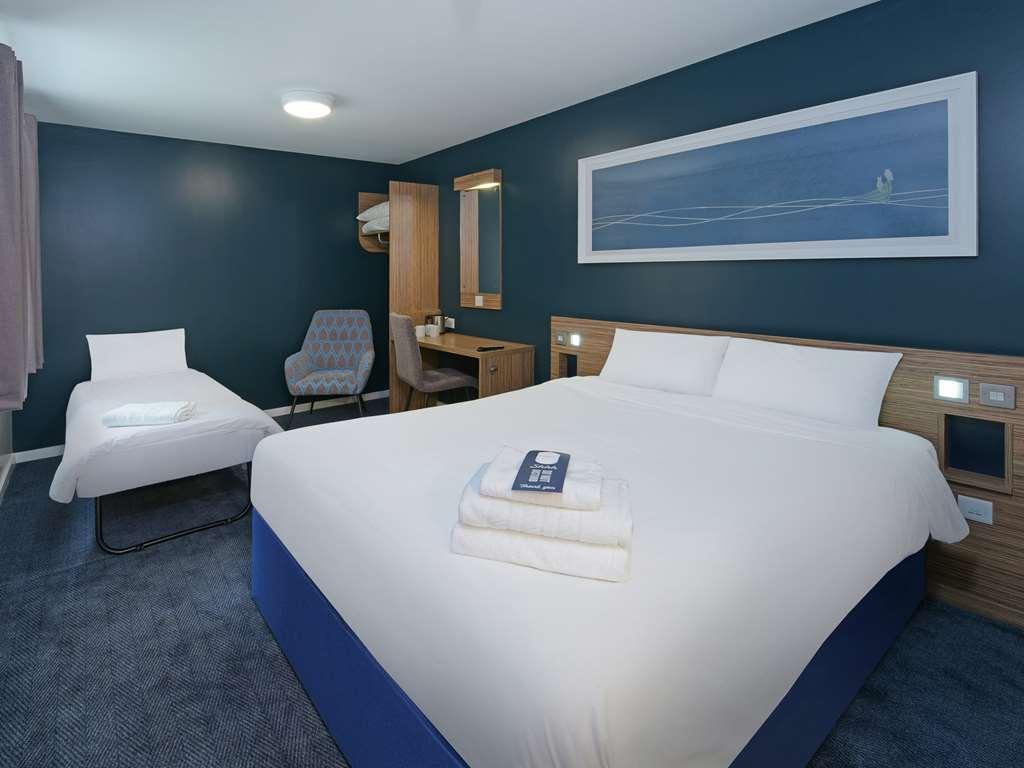 Travelodge London Central Bank Londres Quarto foto