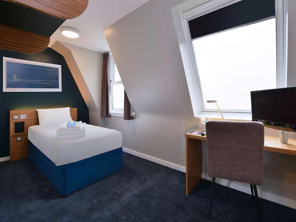 Travelodge London Central Bank Londres Quarto foto