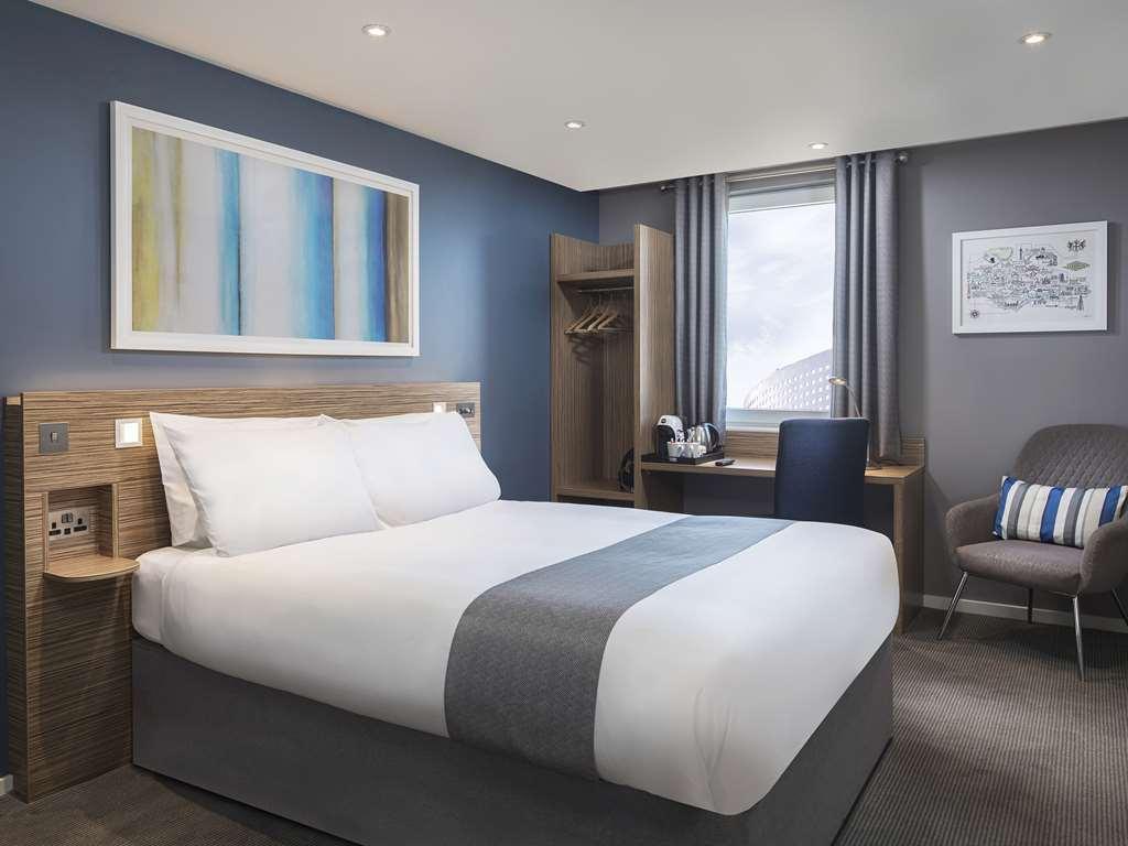 Travelodge London Central Bank Londres Quarto foto